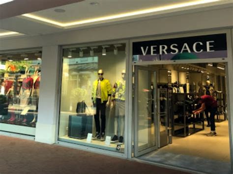 Versace, clothing store, Roermond, Stadsweide, 142 